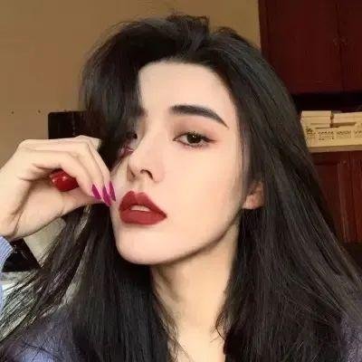 出租屋的女人